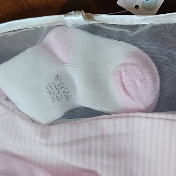 7pc 3-6mo Gift Set NWT - Picture 4 of 6